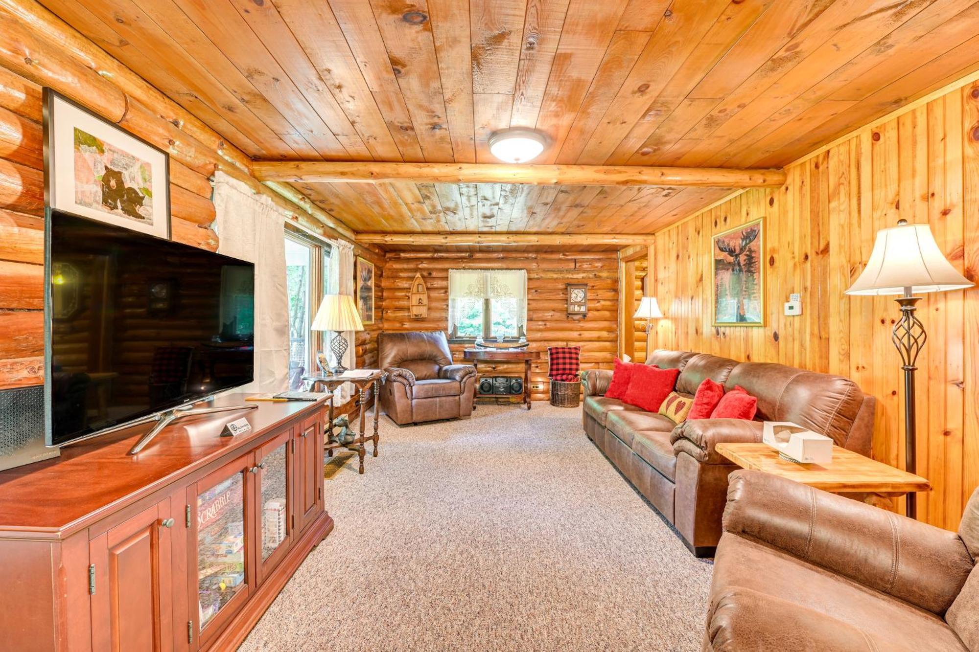 Log Cabin With Game Room And Fire Pit In Forestport! Eksteriør bilde