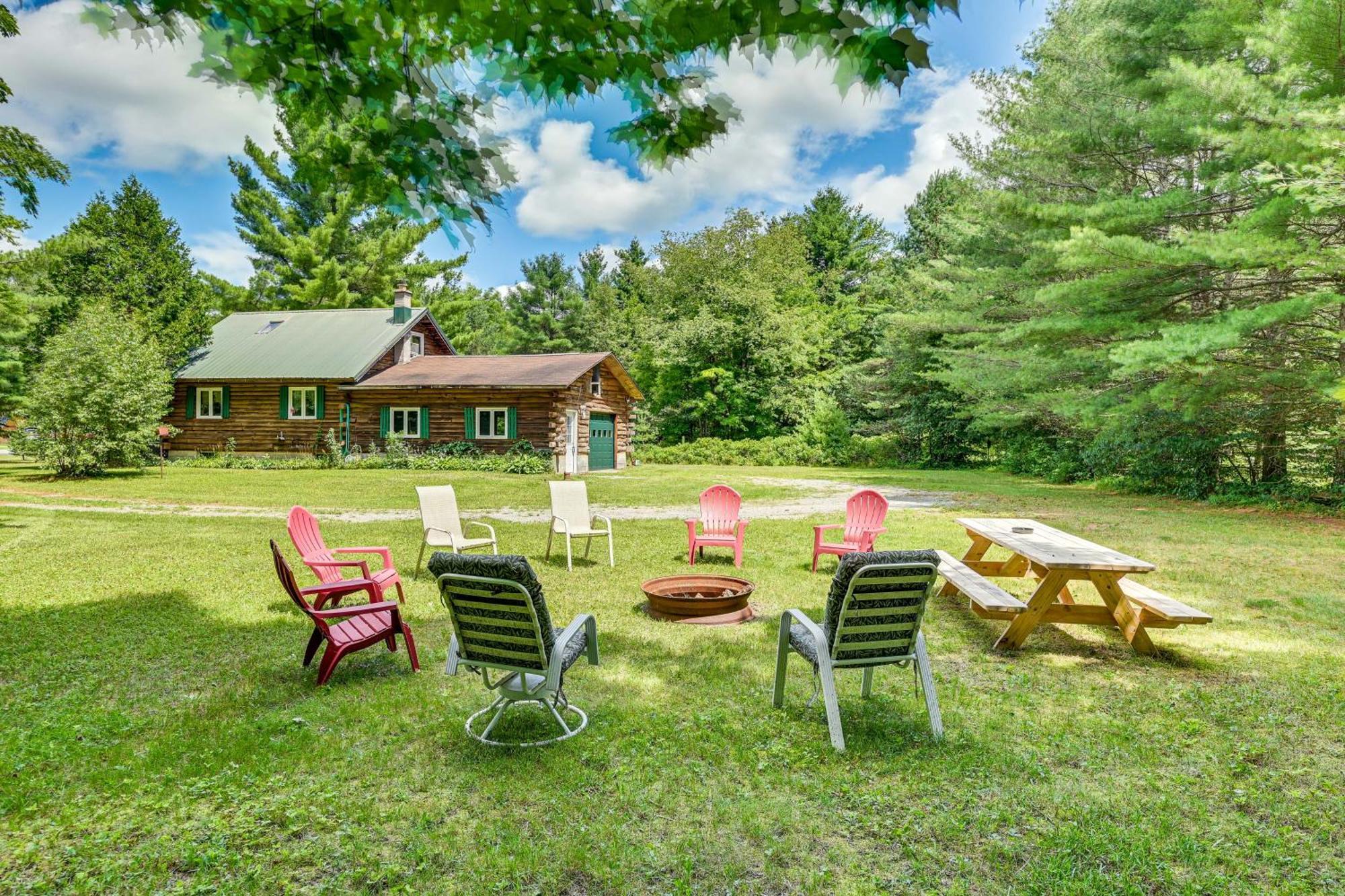 Log Cabin With Game Room And Fire Pit In Forestport! Eksteriør bilde