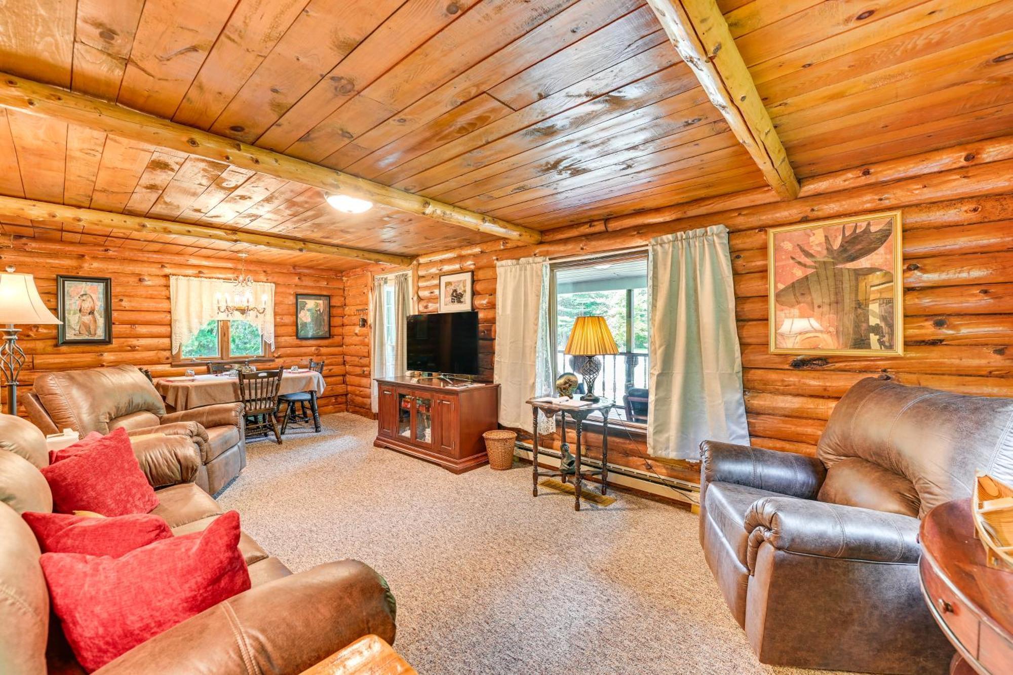 Log Cabin With Game Room And Fire Pit In Forestport! Eksteriør bilde