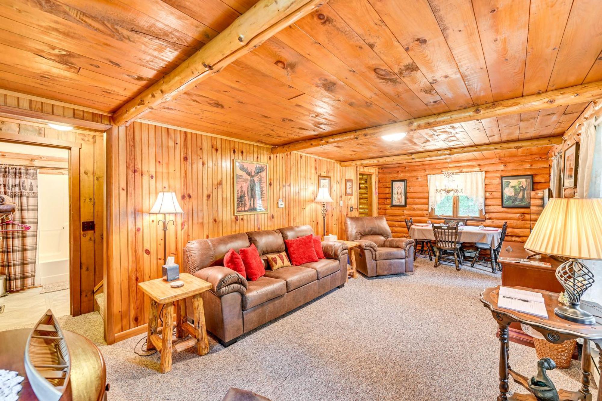 Log Cabin With Game Room And Fire Pit In Forestport! Eksteriør bilde