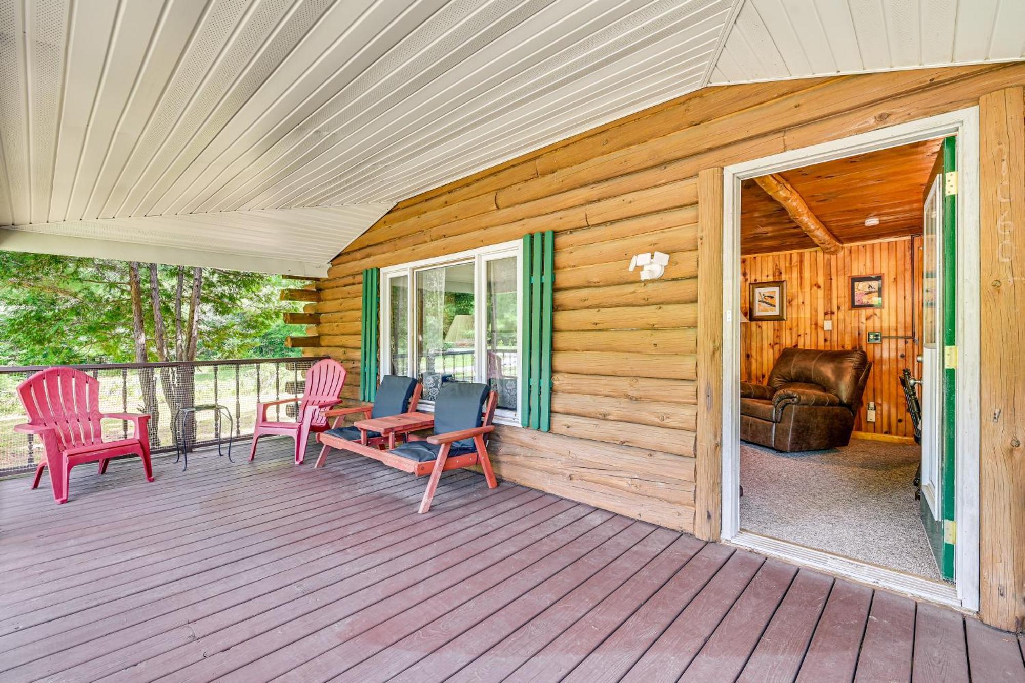 Log Cabin With Game Room And Fire Pit In Forestport! Eksteriør bilde